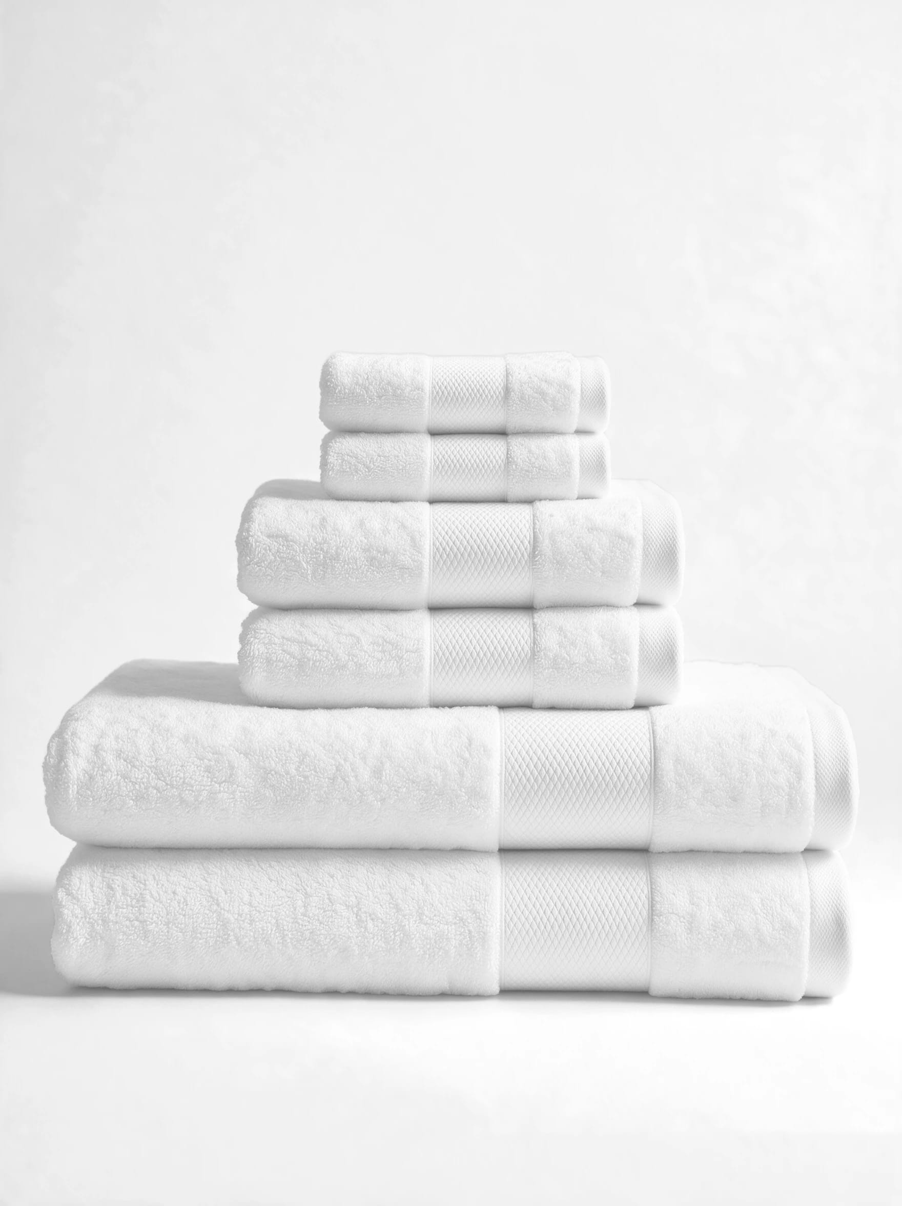 Signature Essential Bundle (6 pc)